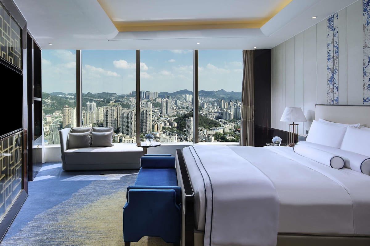 Club-Suite, 1 King-Bett, Flussblick (Opera)
