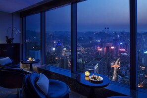 Executive-lounge