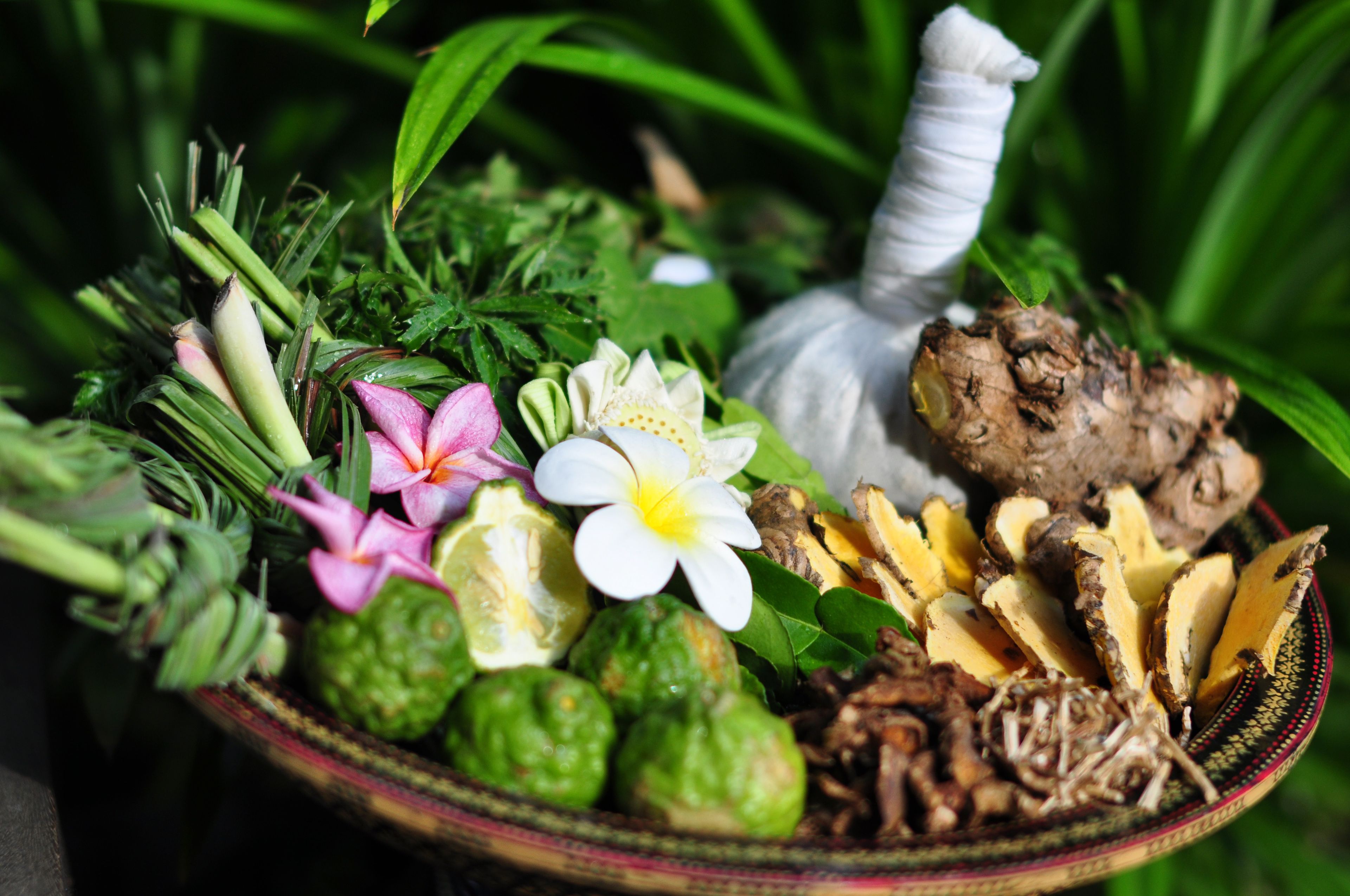 body treatments, aromatherapy, hot stone massages, deep-tissue massages