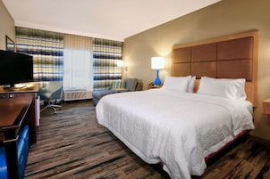 Premium bedding, in-room safe, individually furnished, desk