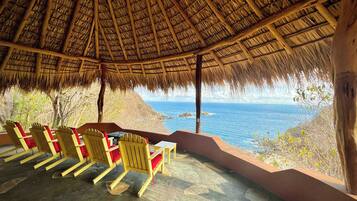 Room, 2 Bedrooms, Terrace, Ocean View (Geminis) | Living area