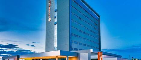 Mặt tiền nơi lưu trú