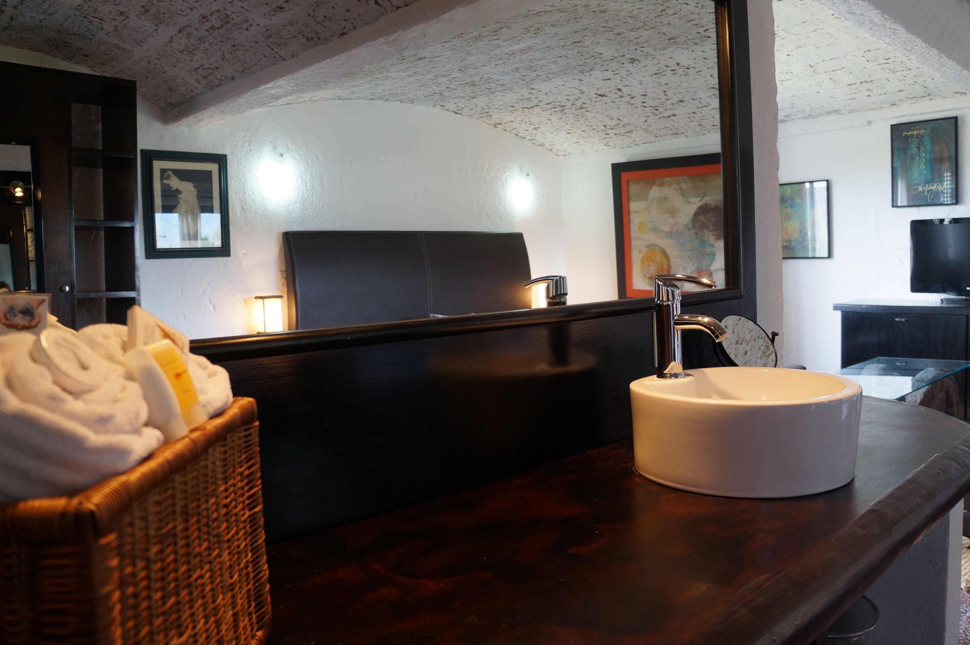 master suite | bathroom sink