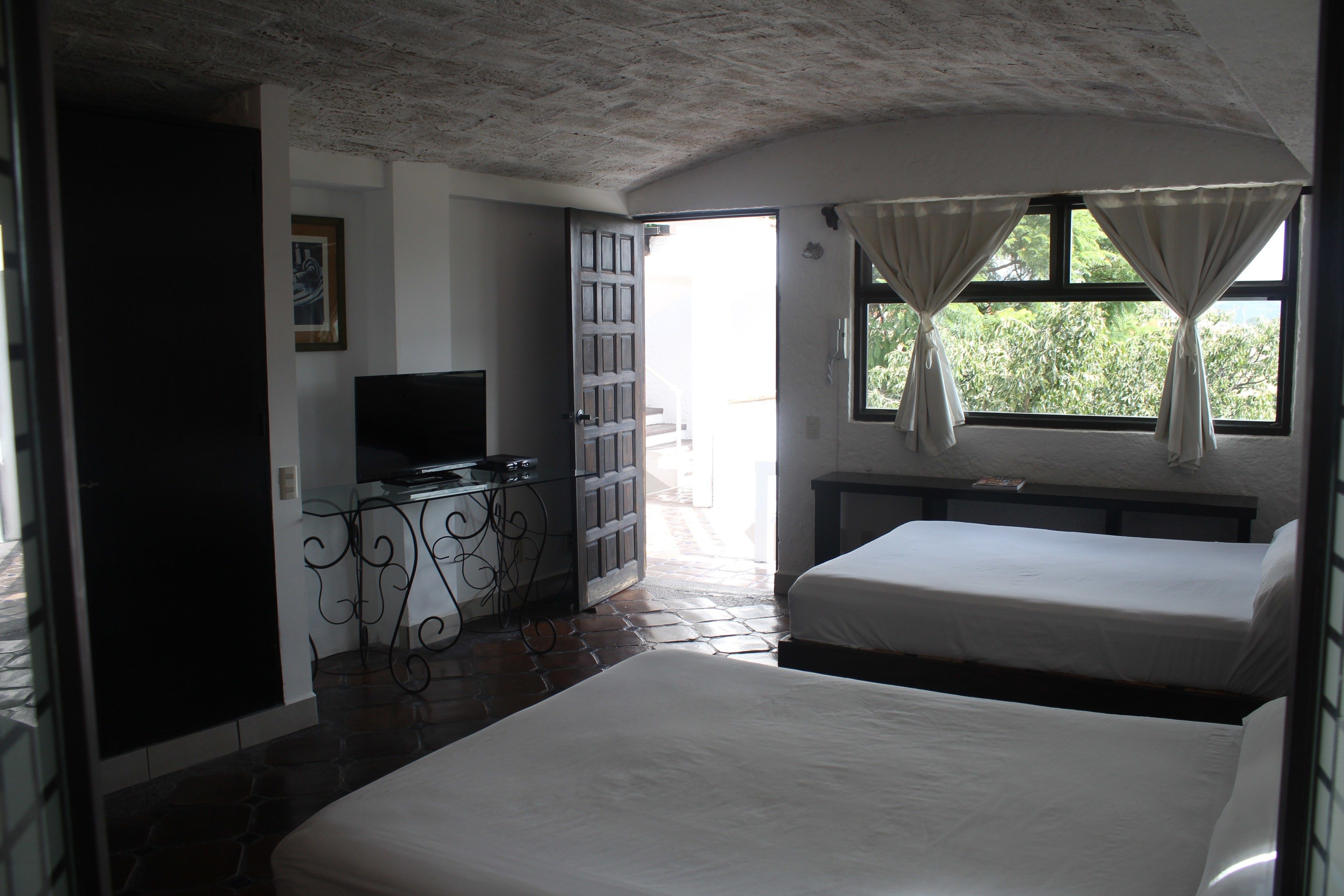 suite, 2 double beds | in-room safe, free wifi, bed sheets