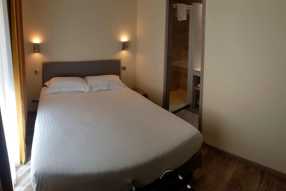 Doppia Comfort uso singolo | 1 camera, materassi in memory foam, con arredamento individuale