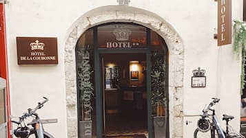 Entrada de la propiedad