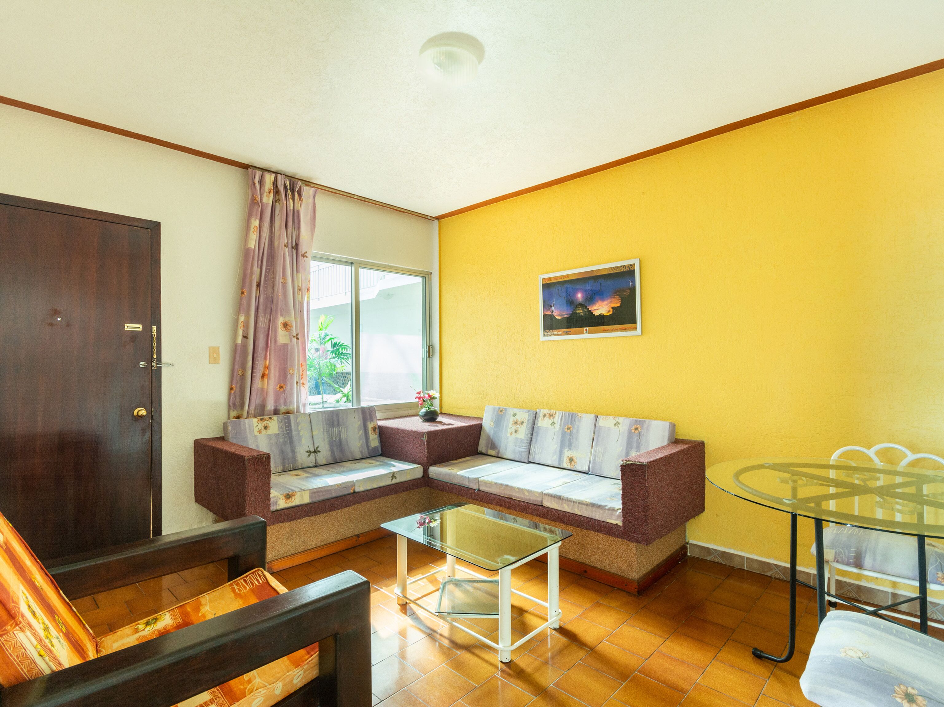 32-inch flat-screen TV with satellite channels, TV