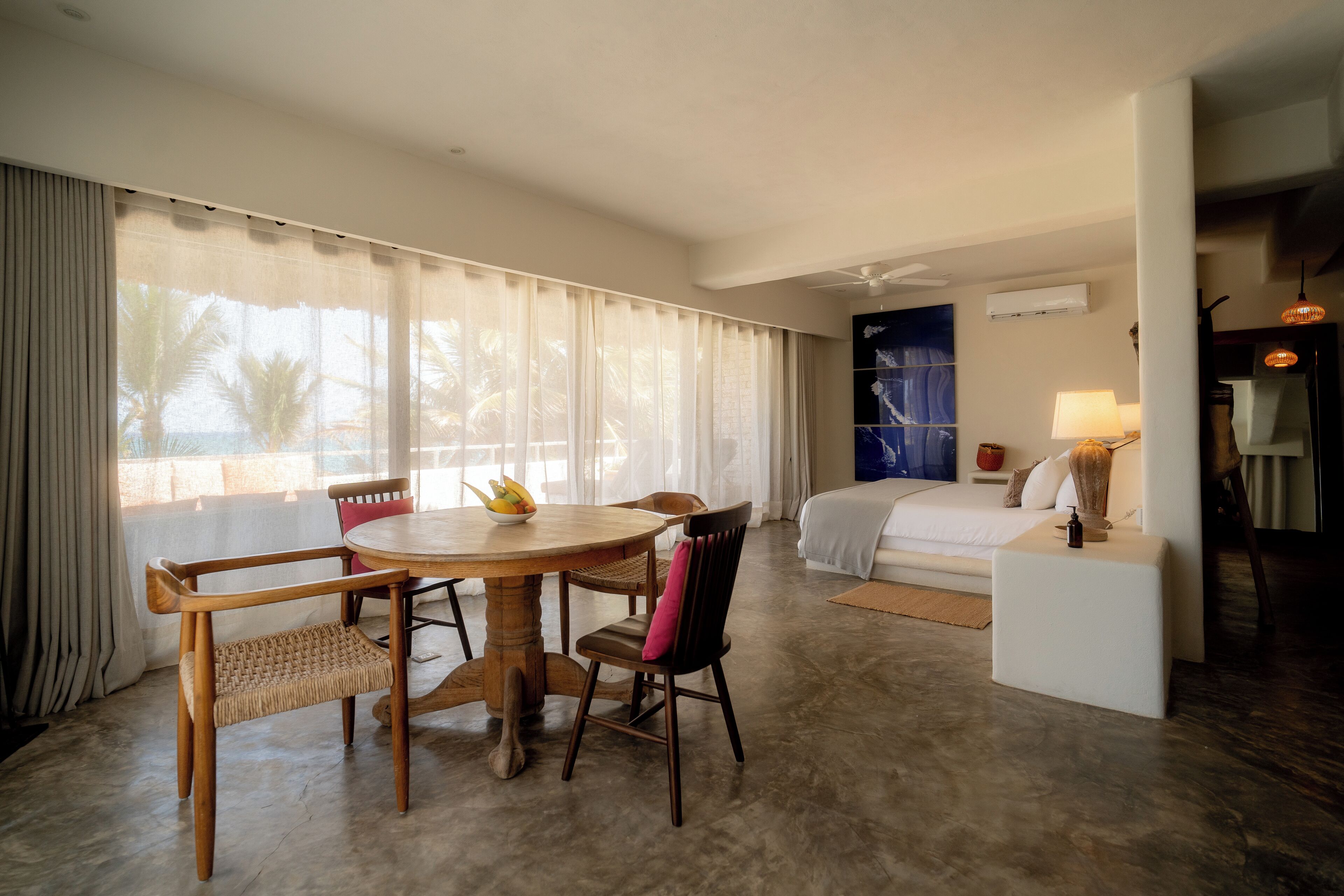 luxury suite, ocean view | living area | mp3 dock, smart speakers