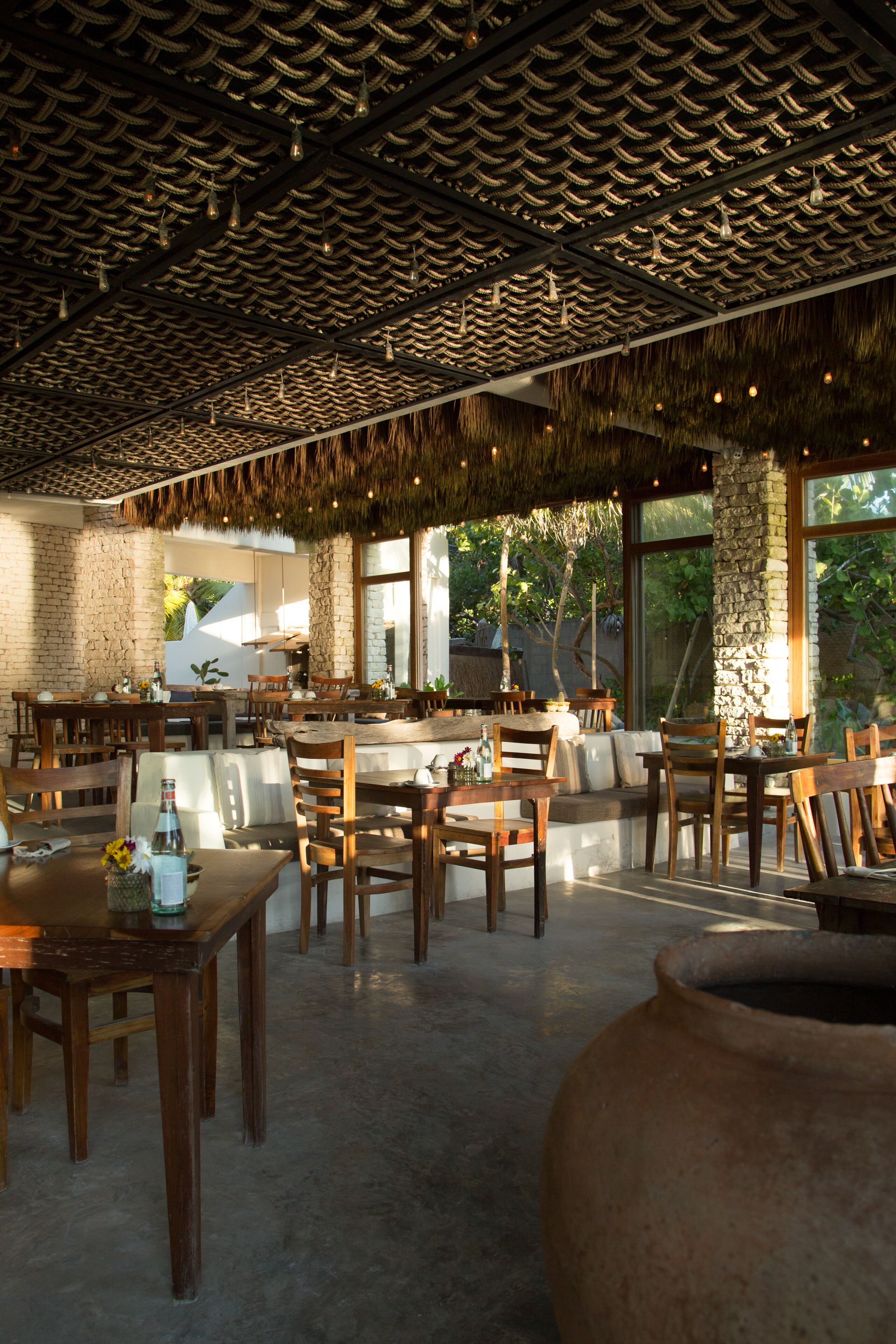 breakfast, lunch, brunch served; mediterranean cuisine, beach views