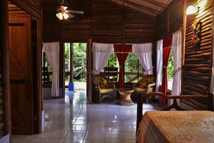 1 dormitorio, ropa de cama de alta calidad, caja fuerte