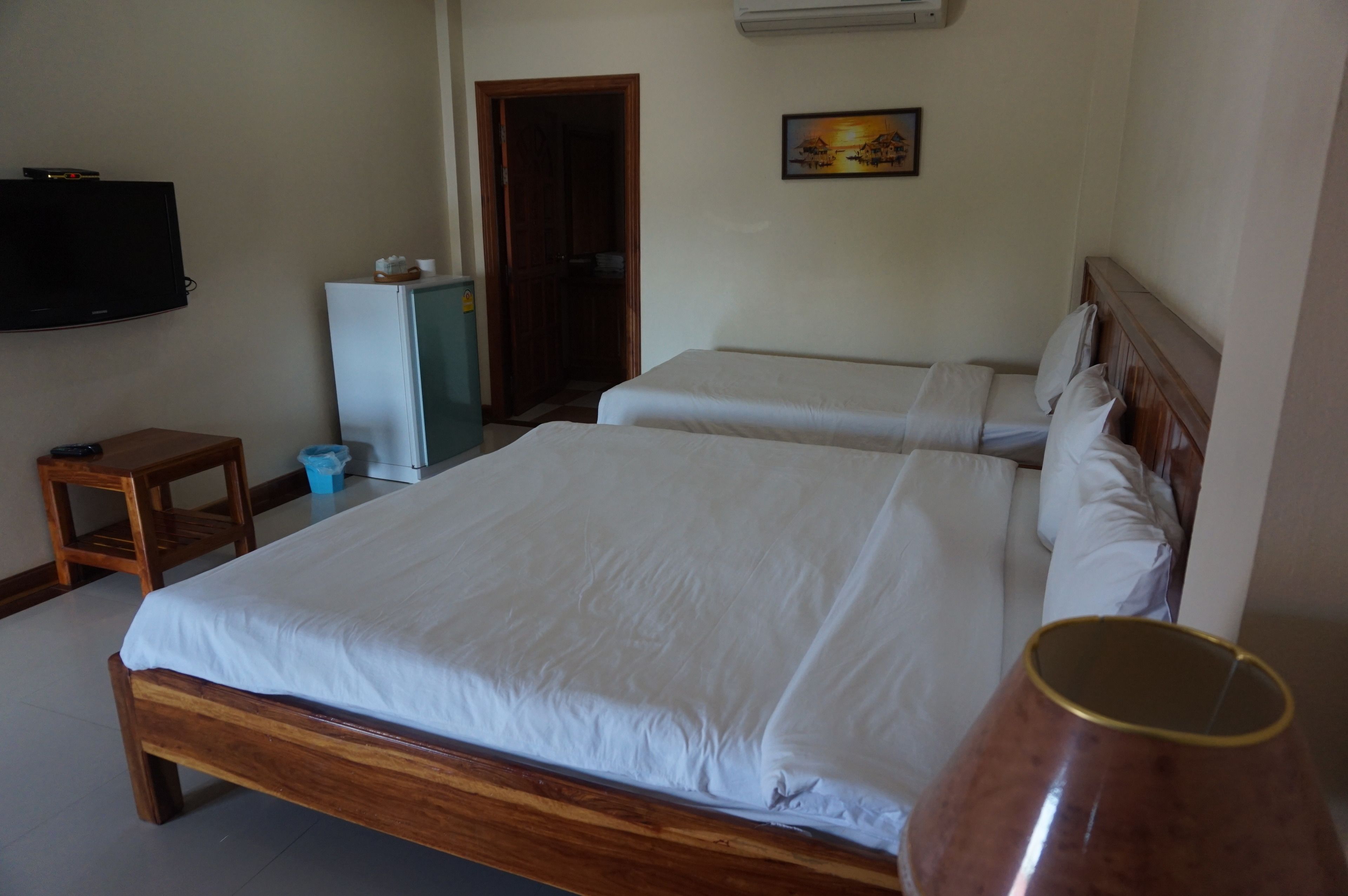 مكتب وواي فاي مجانًا