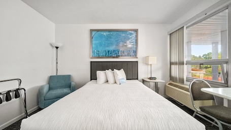 Wifi gratis y ropa de cama . Grand Traverse Motel