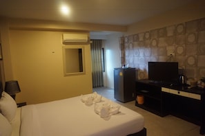 Room - Metro Residence (Surin)