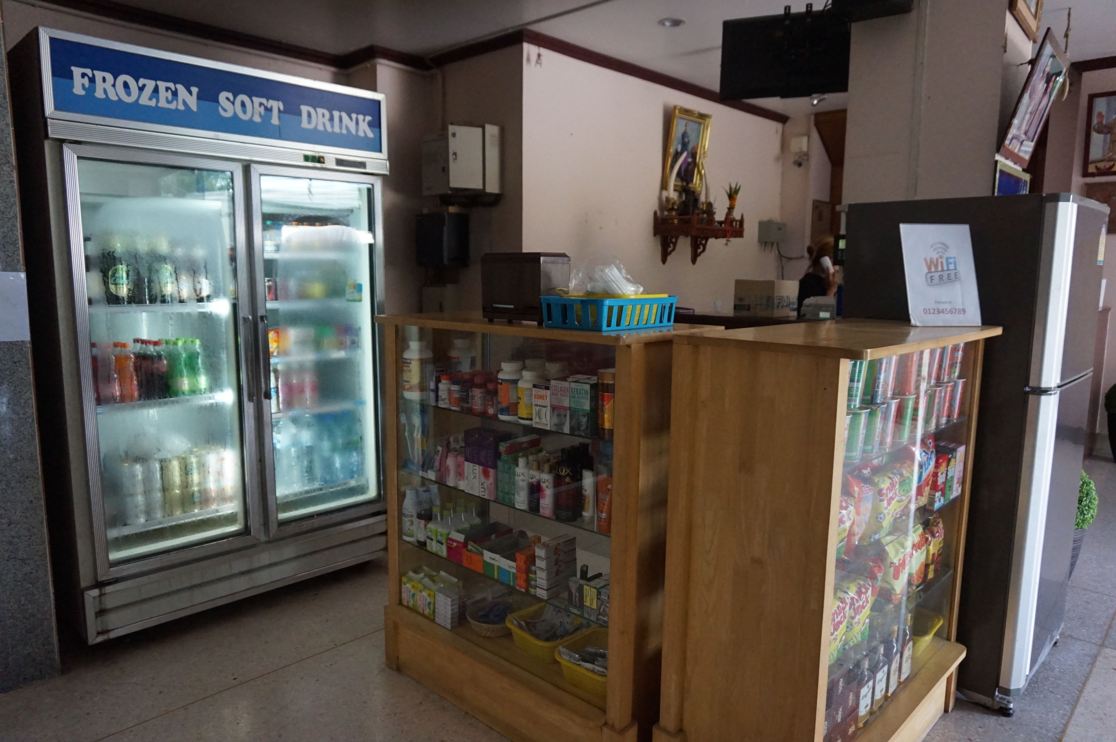 Snack bar