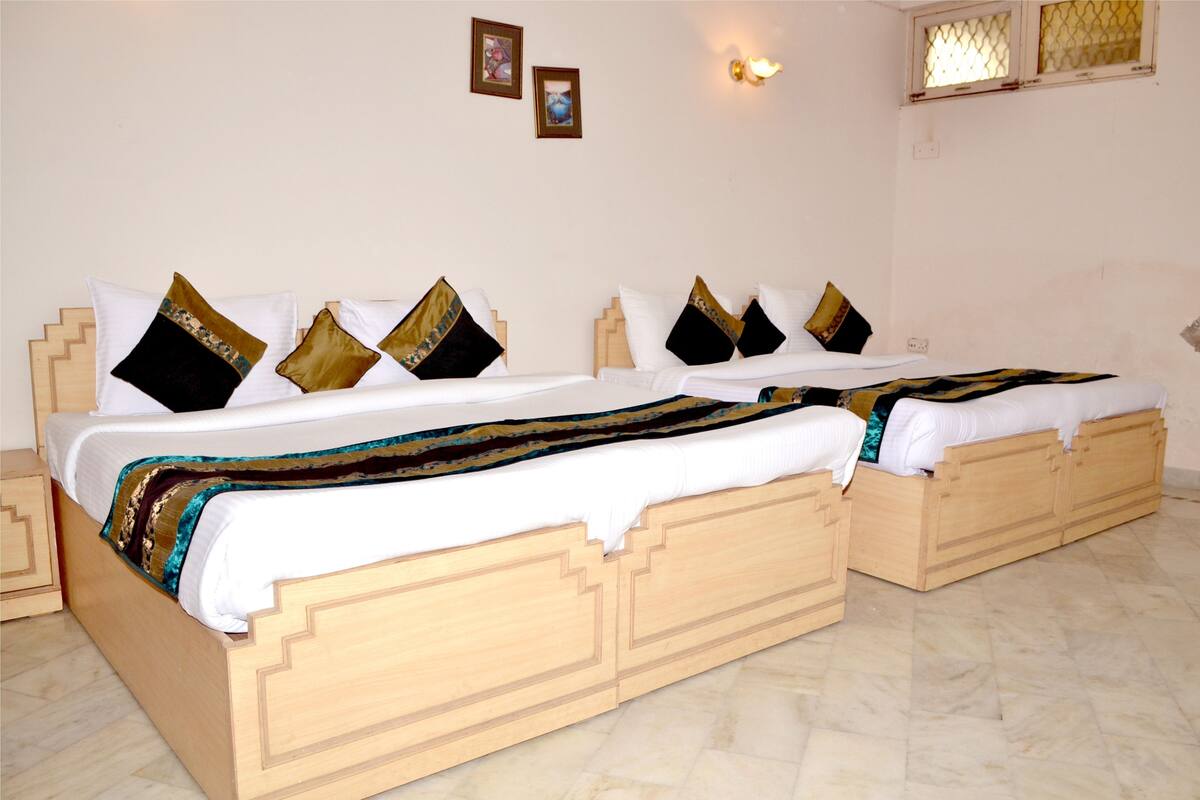 In-room safe, rollaway beds, free WiFi