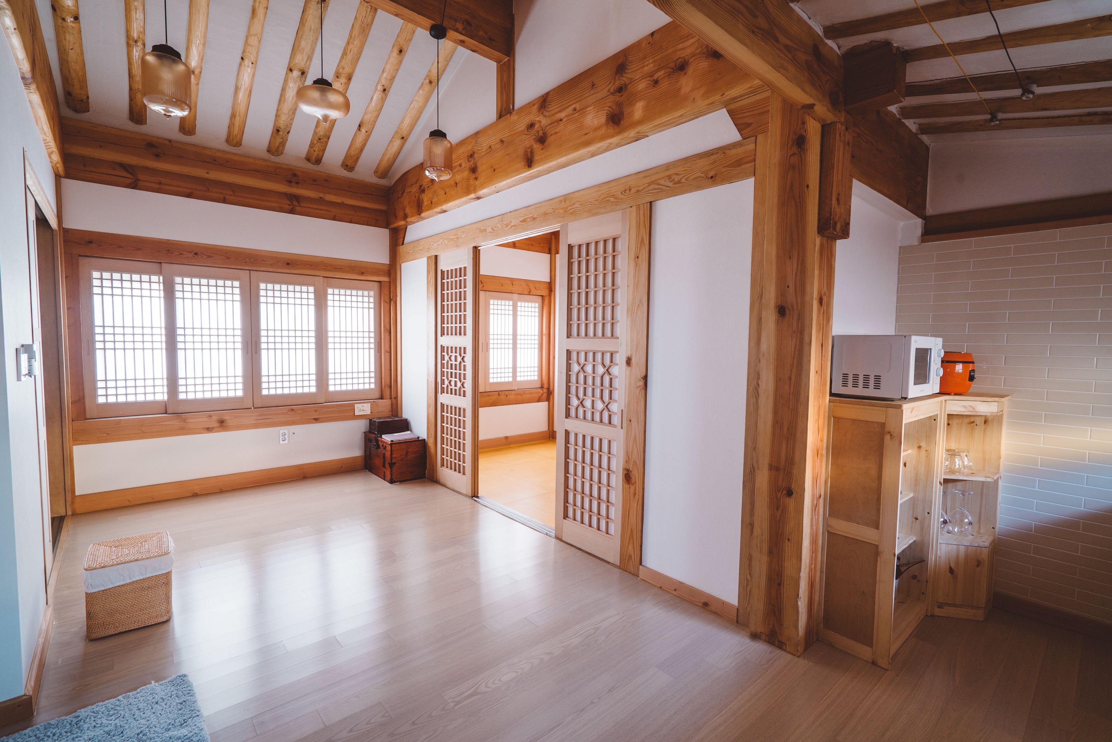 傳統獨棟房屋 (Small) | 起居區 | 電視