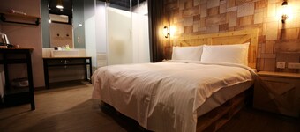 Nys Loft Hotel - Hostel