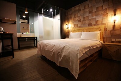 Nys Loft Hotel - Hostel