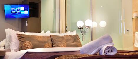 Colchones con acolchado adicional, escritorio, sistema de insonorización