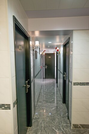 Interior entrance - V Inn (Kowloon)