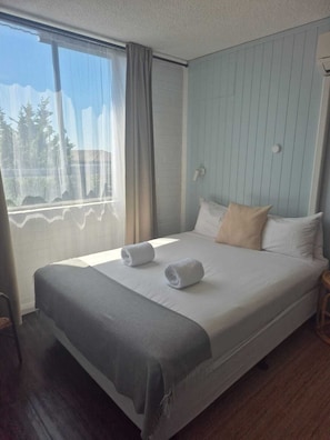 Premium-Doppelzimmer | Schreibtisch, Verdunkelungsvorhänge, Bügeleisen/Bügelbrett
