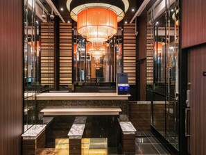 内部エントランス