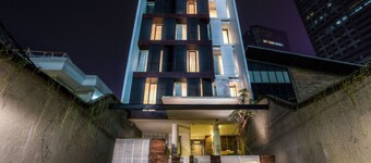Upscale Suites