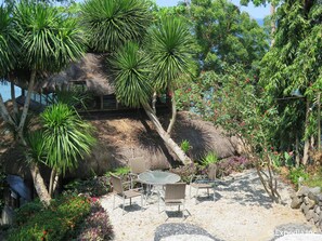 Spécialités Cuisine locale et internationale