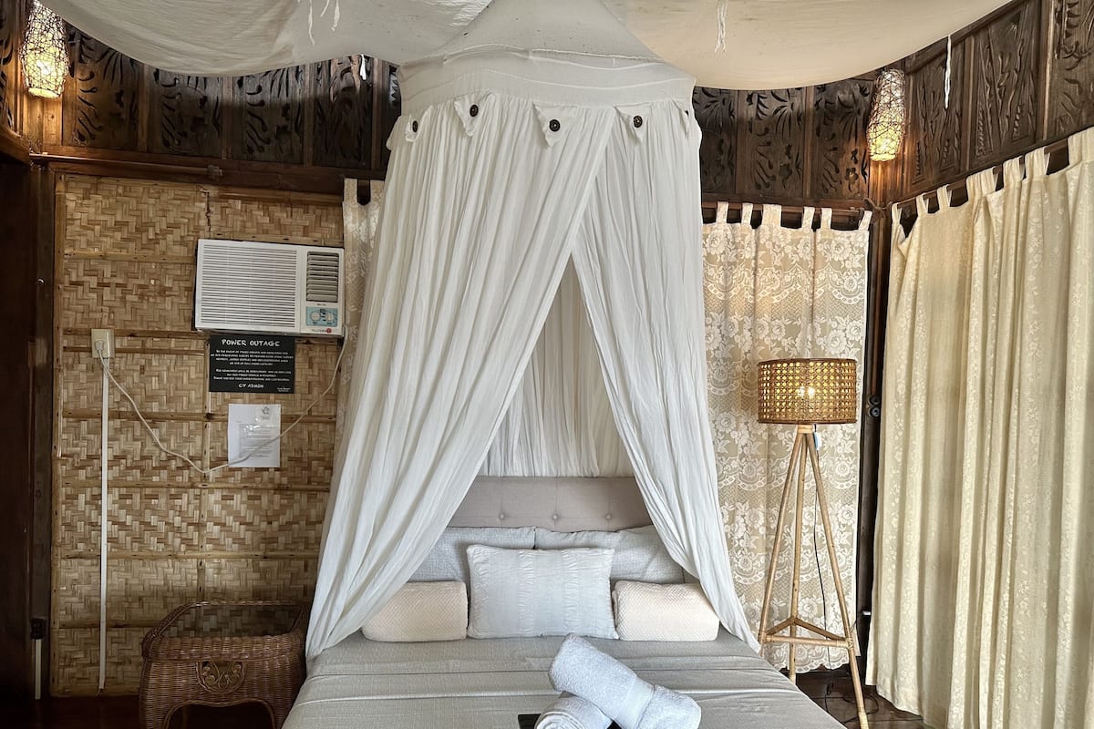 Seaside Balinese Casita | 1 bedroom, bed sheets