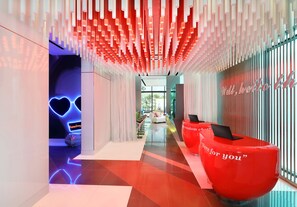 Interior entrance - Oakwood Studios Singapore (Singapore)