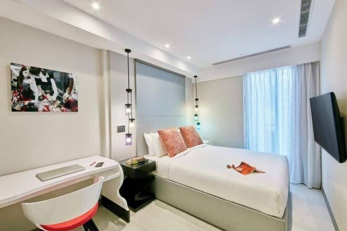 1 chambre, coffres-forts dans les chambres, bureau