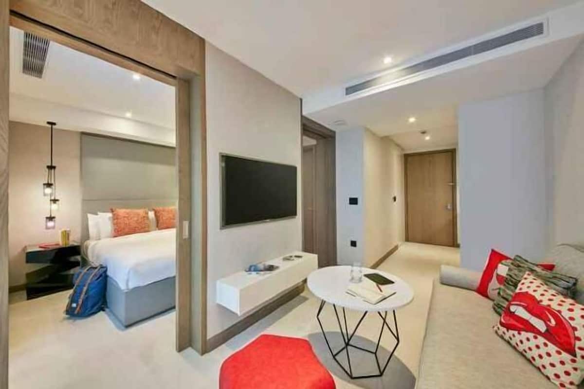 1 chambre, coffres-forts dans les chambres, bureau