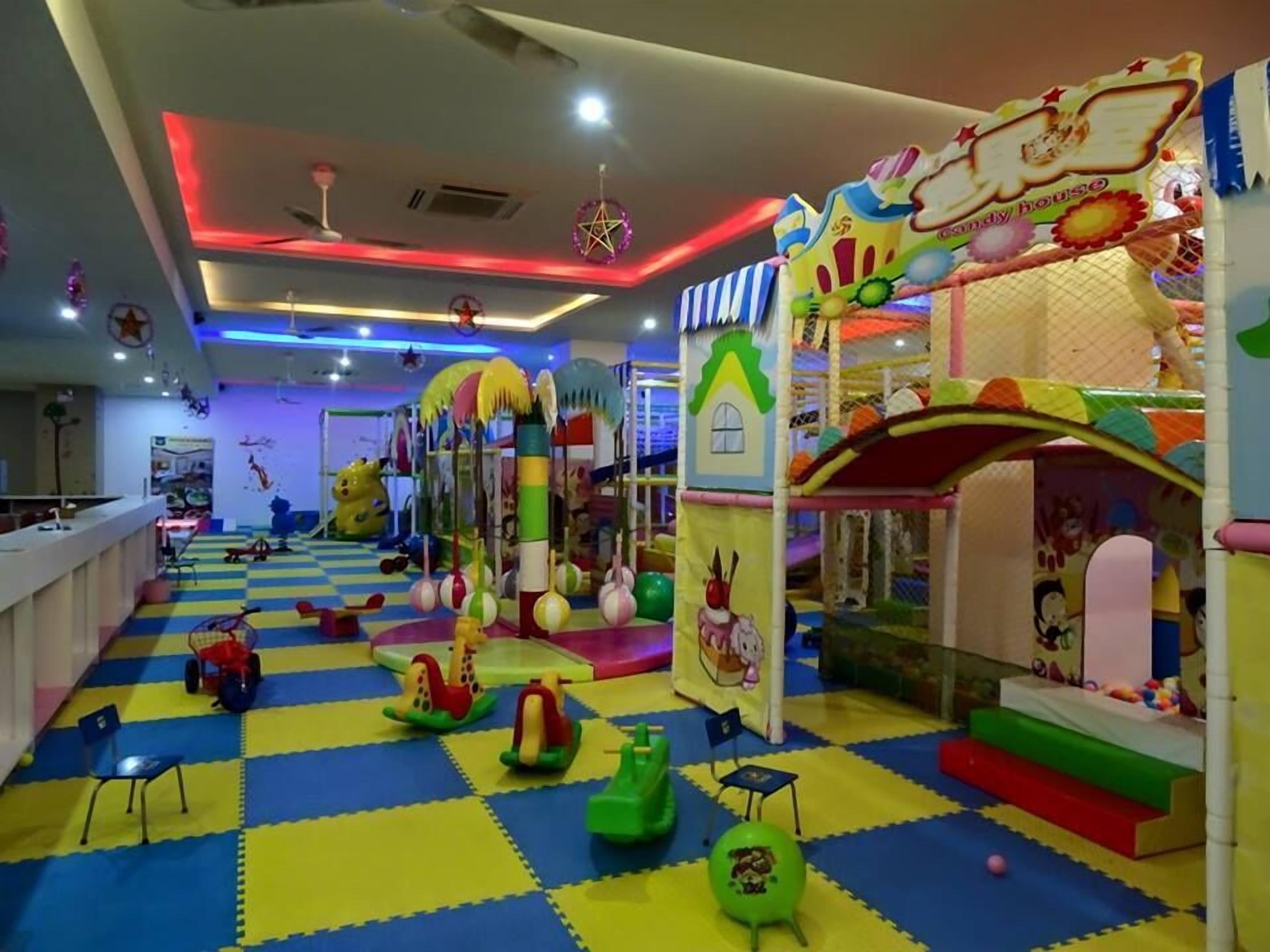 Children’s play area – indoor