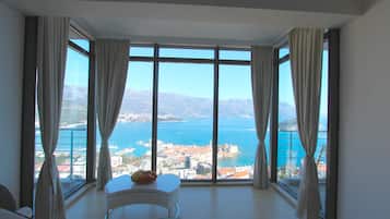 Appartamento Classic, 3 camere da letto, balcone, vista mare | Vista dalla camera