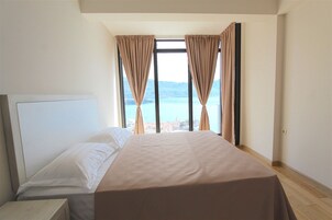 Classic Apartment, 1 Bedroom, Balcony, Sea View