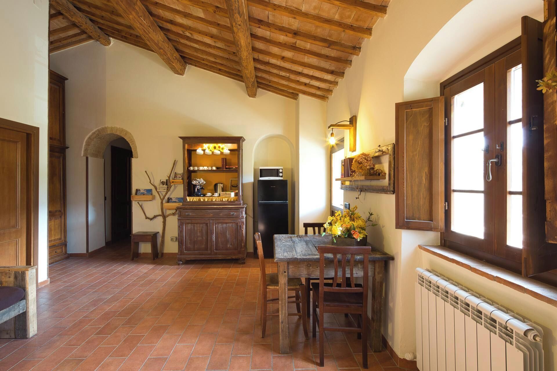 Petit déjeuner buffet (10 EUR par personne)