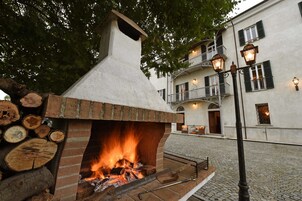 Área de parrillas y picnic