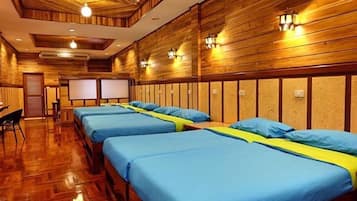 Suite for 6 persons | Escritorio y wifi gratis
