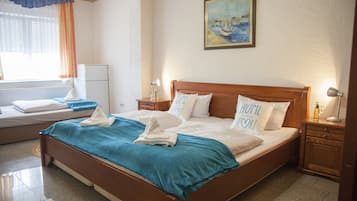 Familienzimmer | Schreibtisch, schallisolierte Zimmer, Bettwäsche