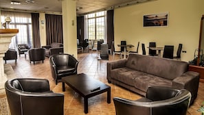 Lobby-Lounge