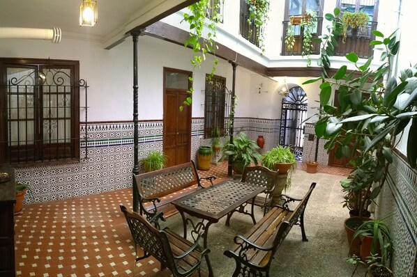 Courtyard - Casa Patio de la Vega (Córdoba)
