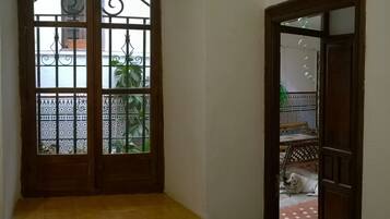 Appartement, 2 chambres | Vestibule