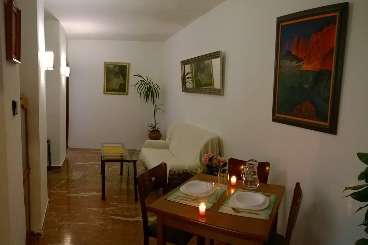 Appartement, 2 chambres | Salle de séjour