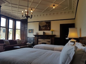 Bügeleisen/Bügelbrett, kostenloses WLAN