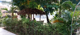 Lipe Village Resort