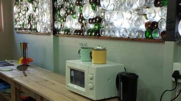 Breakfast (ZAR 75.00 per person)