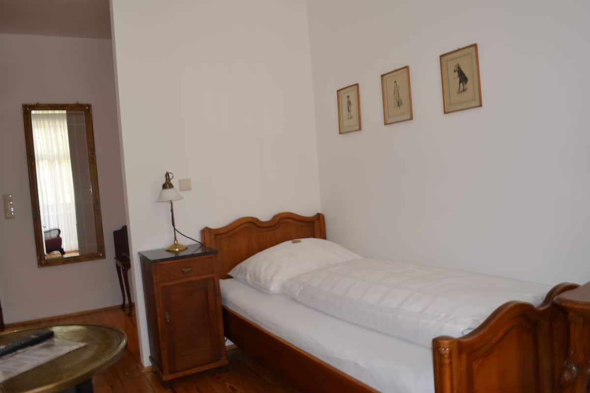Comfort Single Room