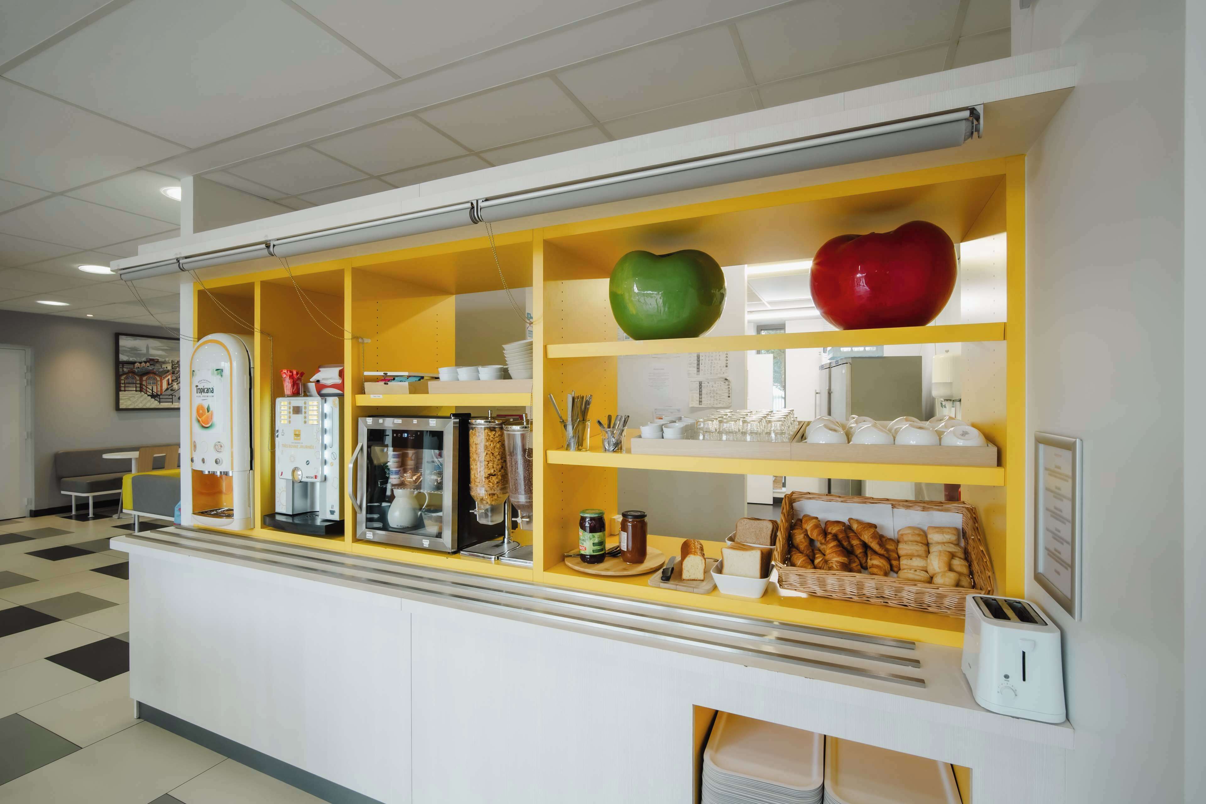 Tägliches Frühstücksbuffet gegen Gebühr