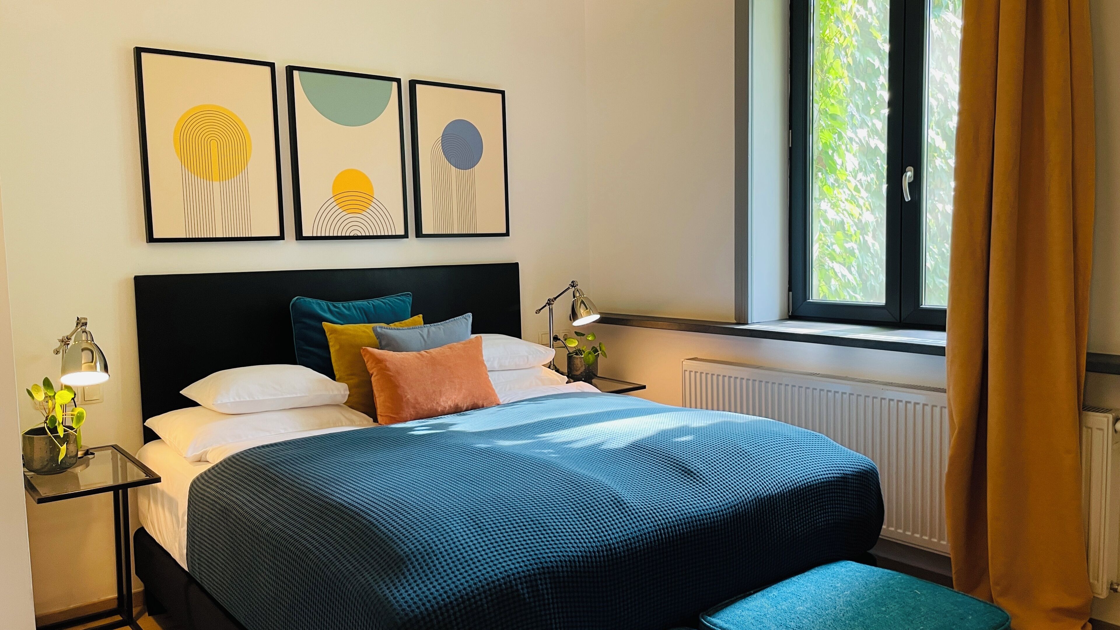 Deluxe-Dreibettzimmer, 1 King-Bett und Schlafsofa