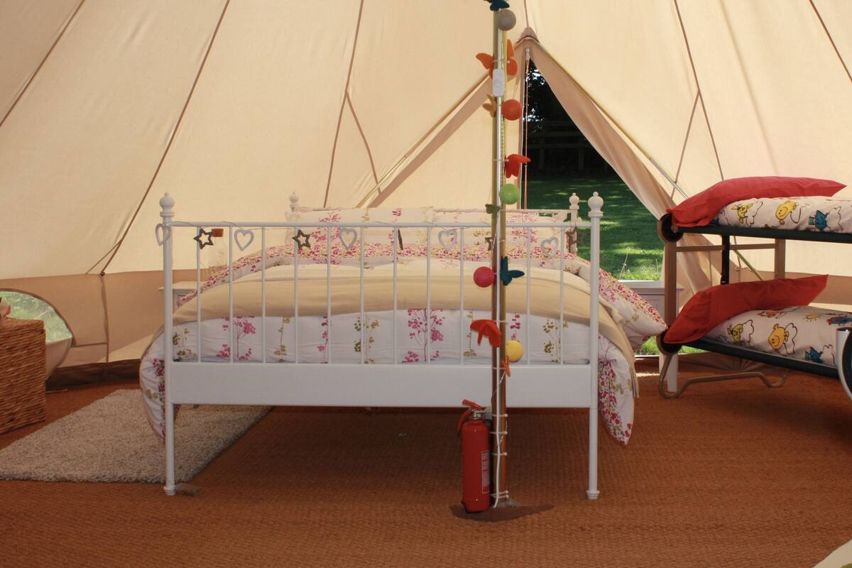 Tienda de campaña (Glamping Tent - Chestnut) | Ropa de cama